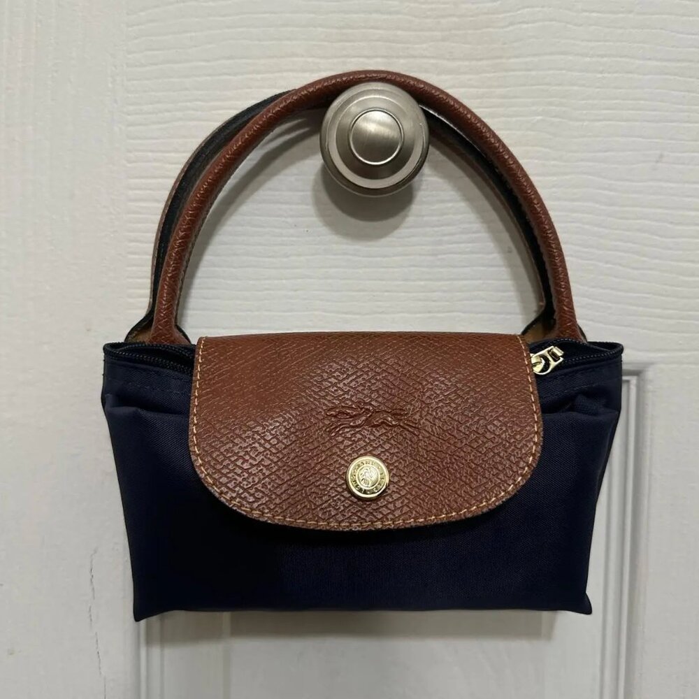 Longchamp - Picture 2 of 6